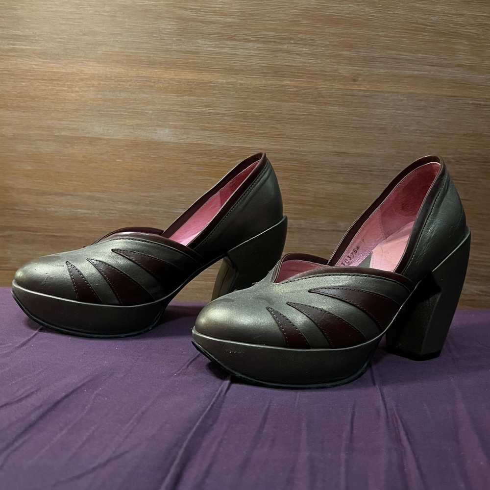 Fluevog Lip Service Mandalay size 7